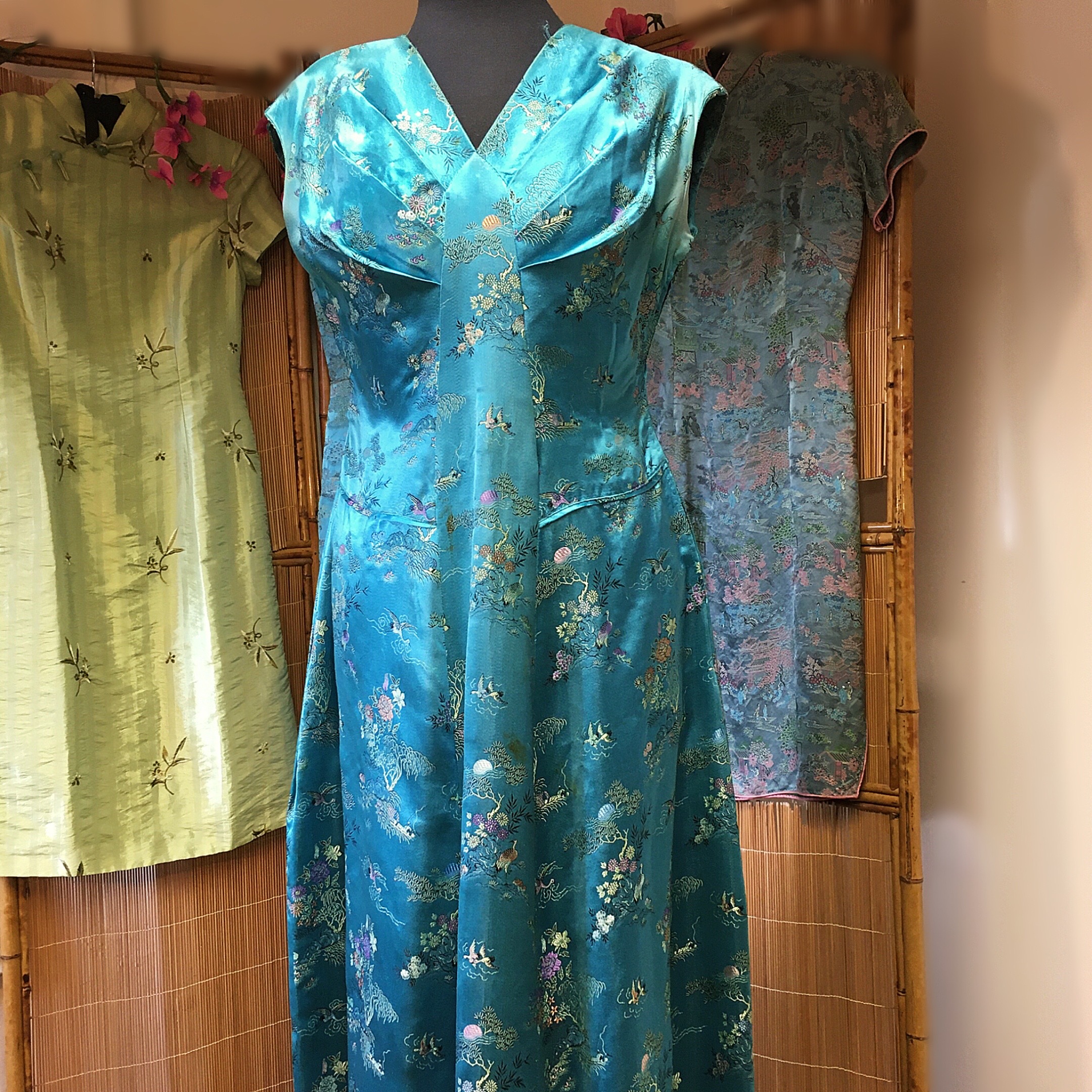 Vintage Chinese style cocktail dress | Flutterby's Boutique